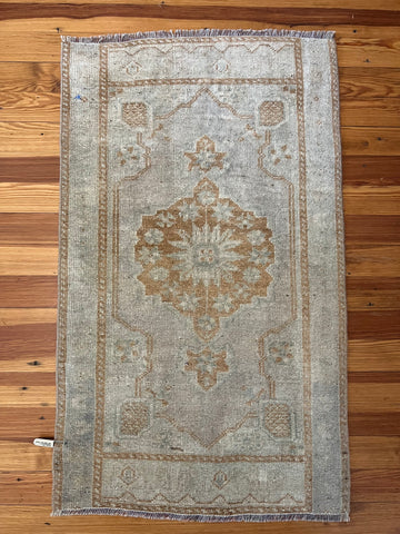Vintage Turkish Rug (2'-0" W x 3'-3" L)