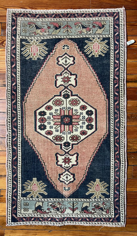 Vintage Turkish Rug (2'-0" W x 3'-6" L)
